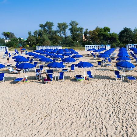 Residenza Al Parco Aparthotel Bibione Exteriör bild