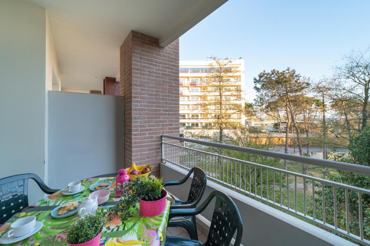 Residenza Al Parco Aparthotel Bibione Exteriör bild