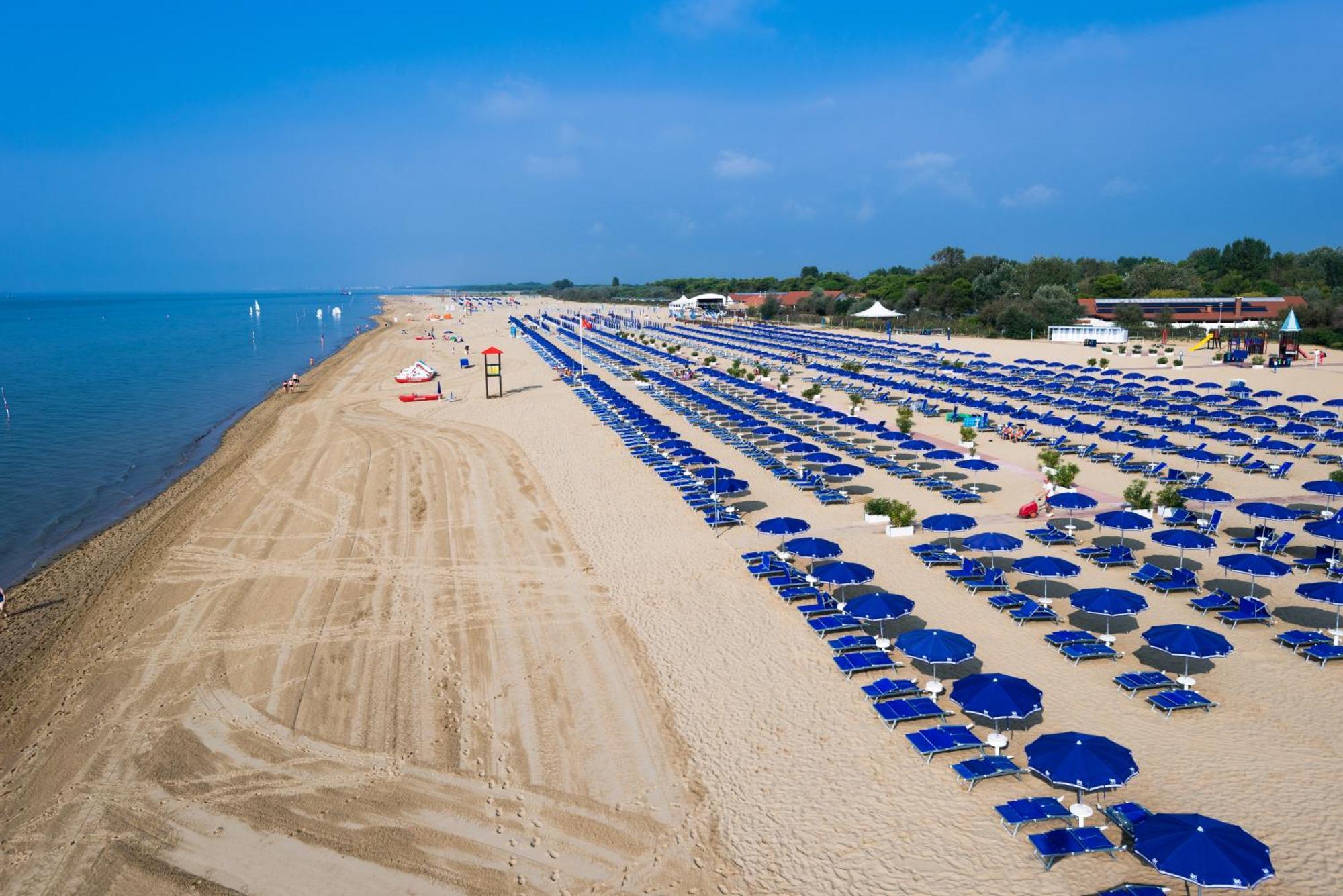Residenza Al Parco Aparthotel Bibione Exteriör bild