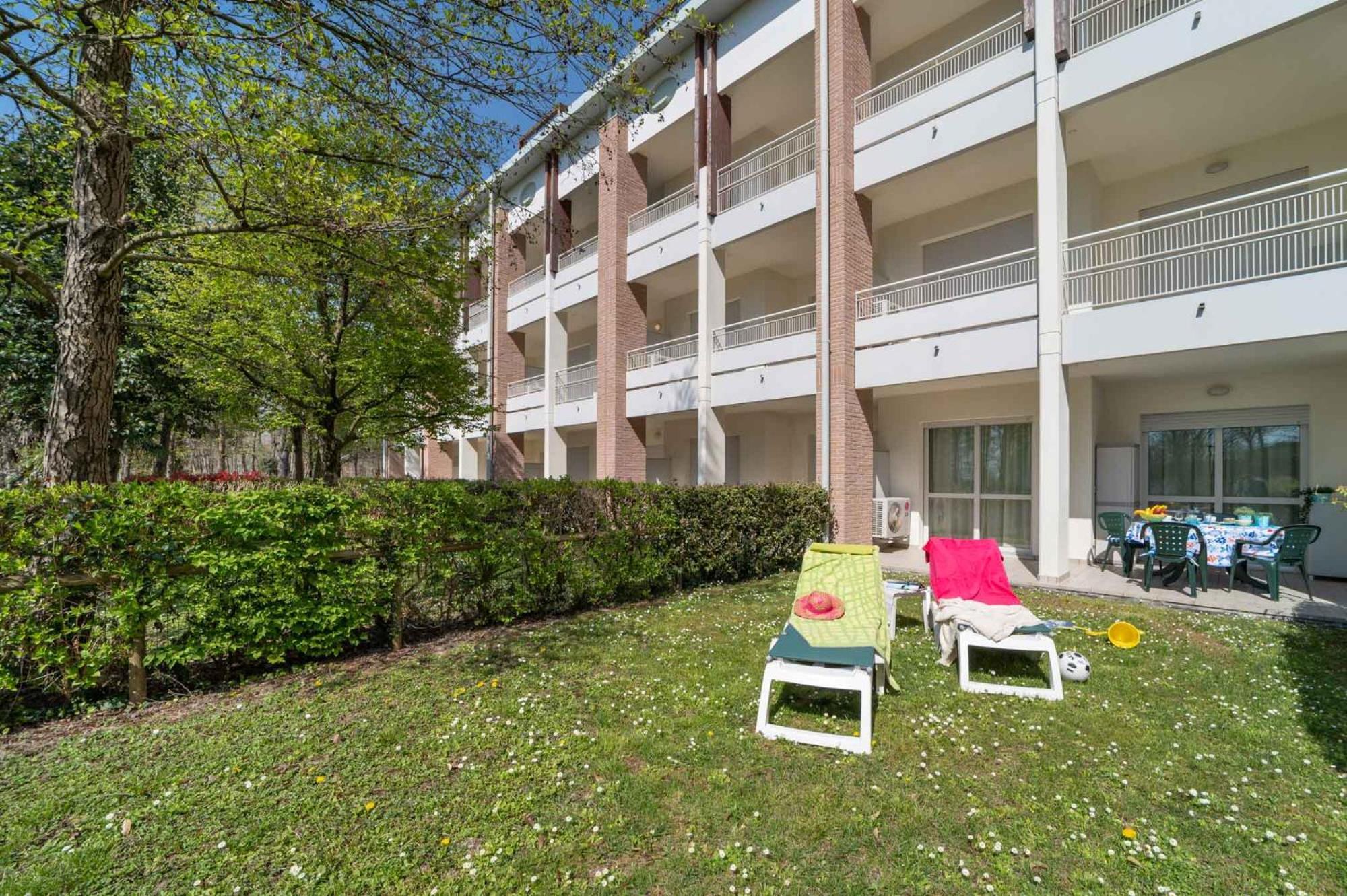 Residenza Al Parco Aparthotel Bibione Exteriör bild