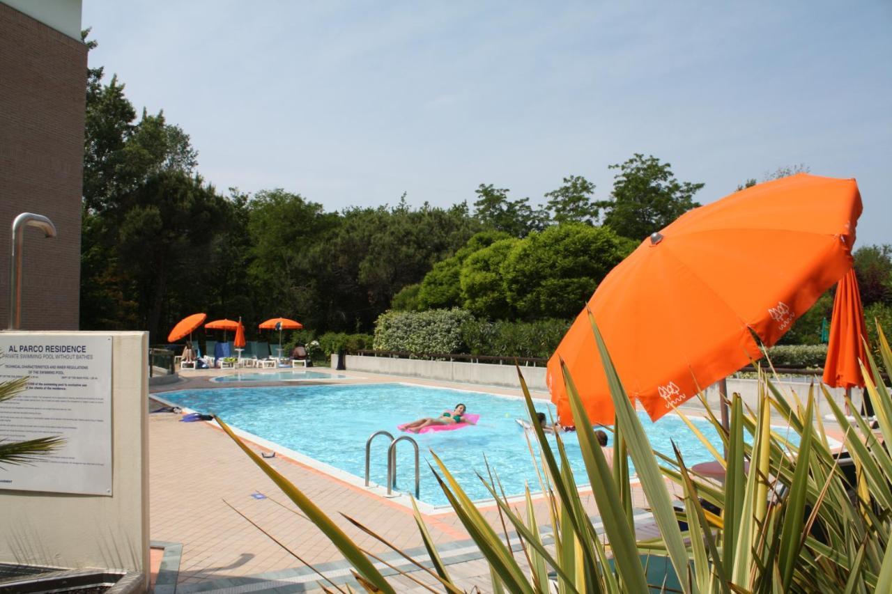 Residenza Al Parco Aparthotel Bibione Exteriör bild